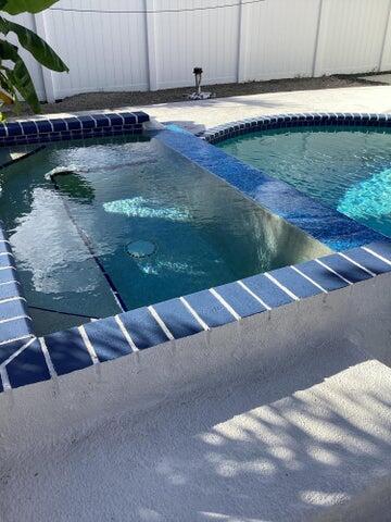 4540 N Dixie Highway