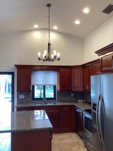 4540 N Dixie Highway