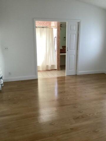 4540 N Dixie Highway