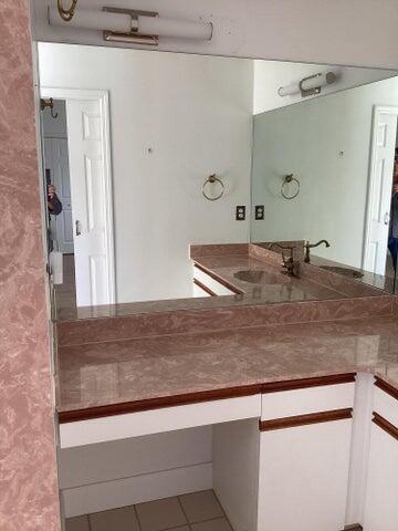 4540 N Dixie Highway