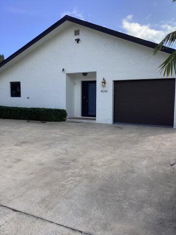 4540 N Dixie Highway