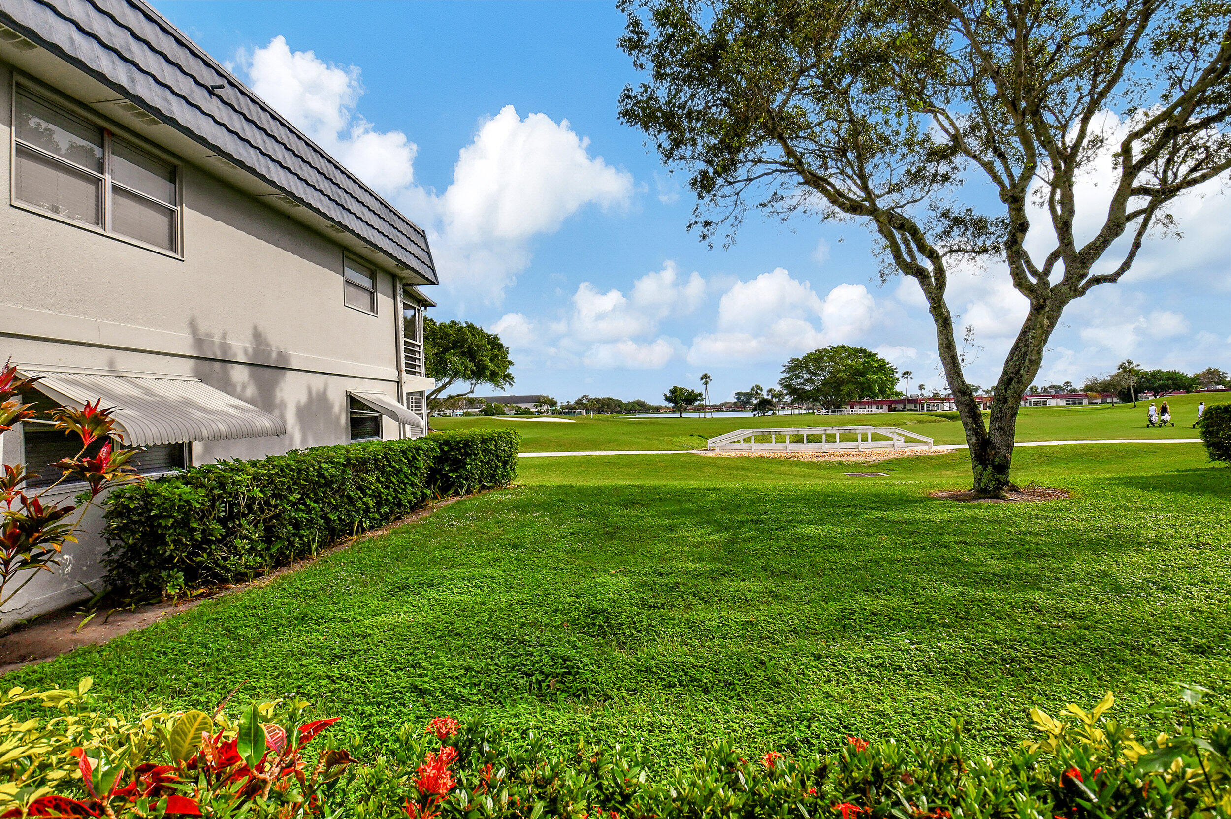 110 Tuscany B Unit: 110 B