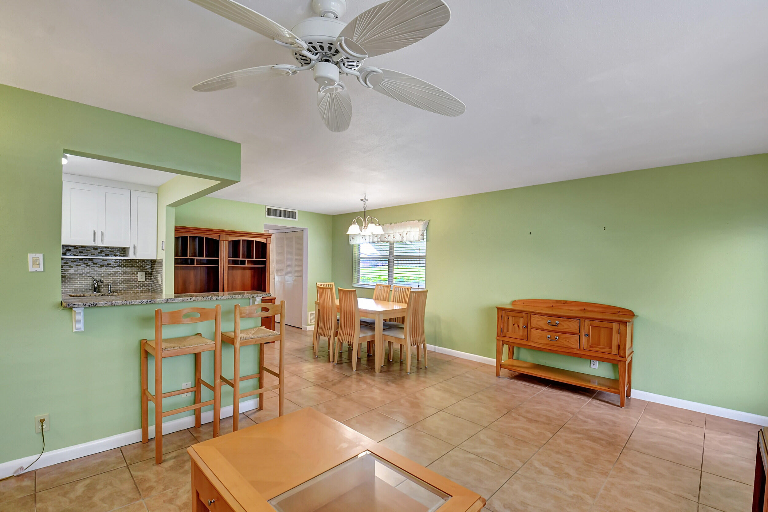 110 Tuscany B Unit: 110 B