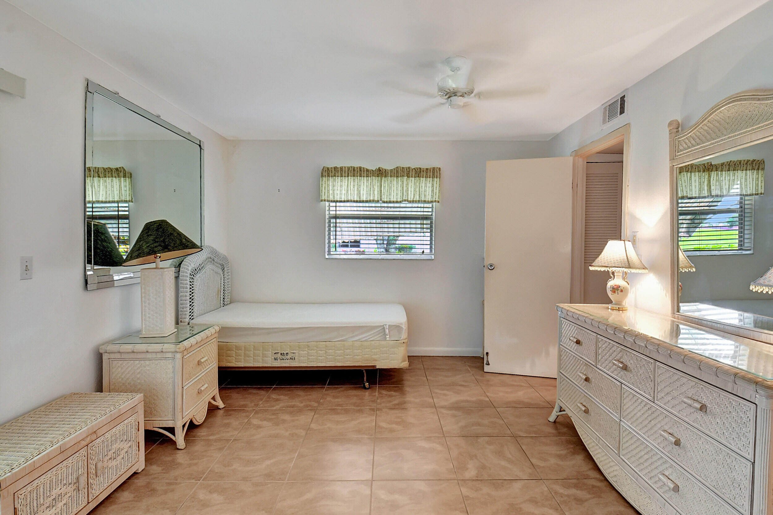 110 Tuscany B Unit: 110 B