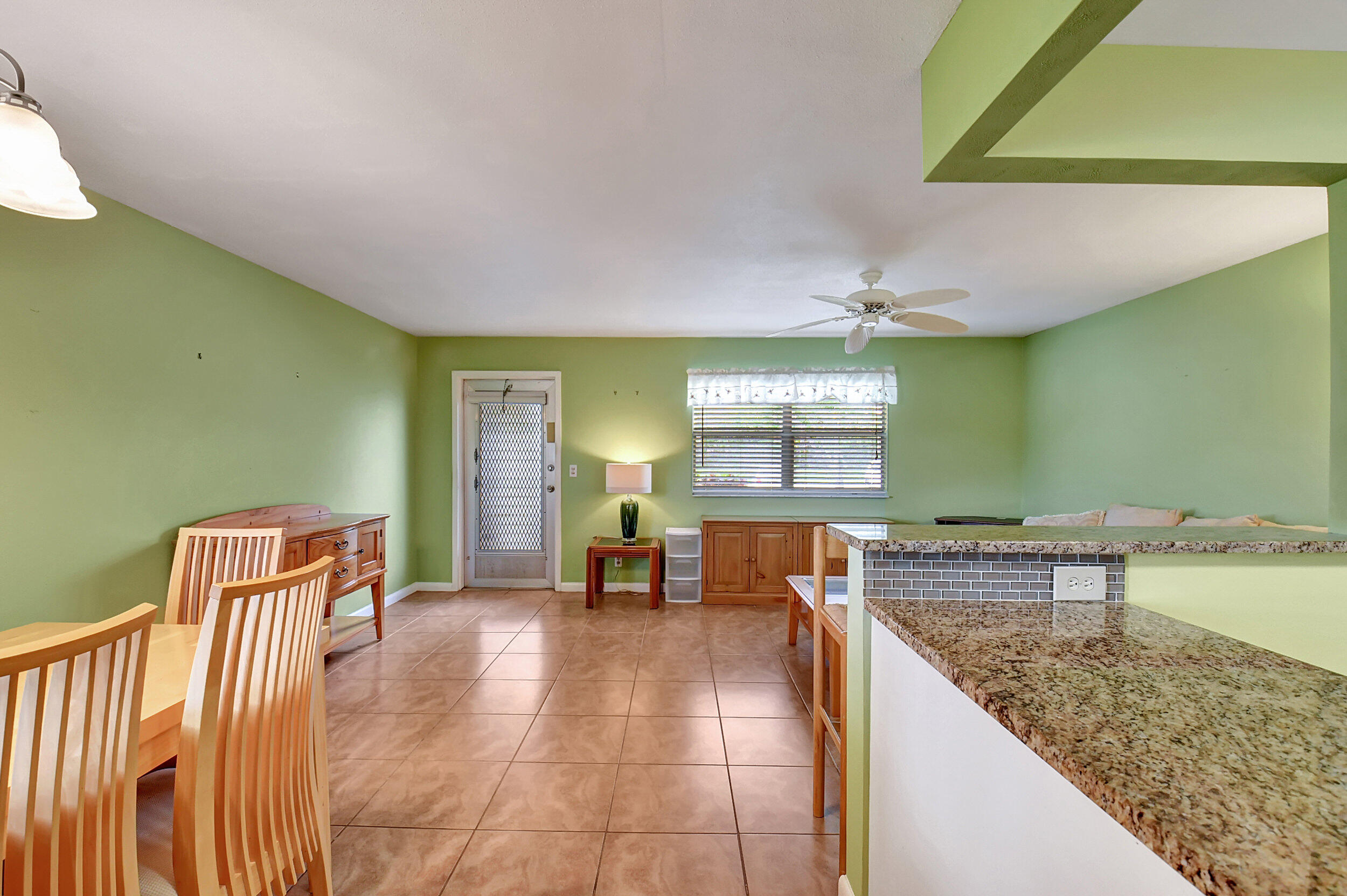 110 Tuscany B Unit: 110 B