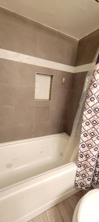 6200 NE 22nd Way 105, Fort Lauderdale Unit: 105