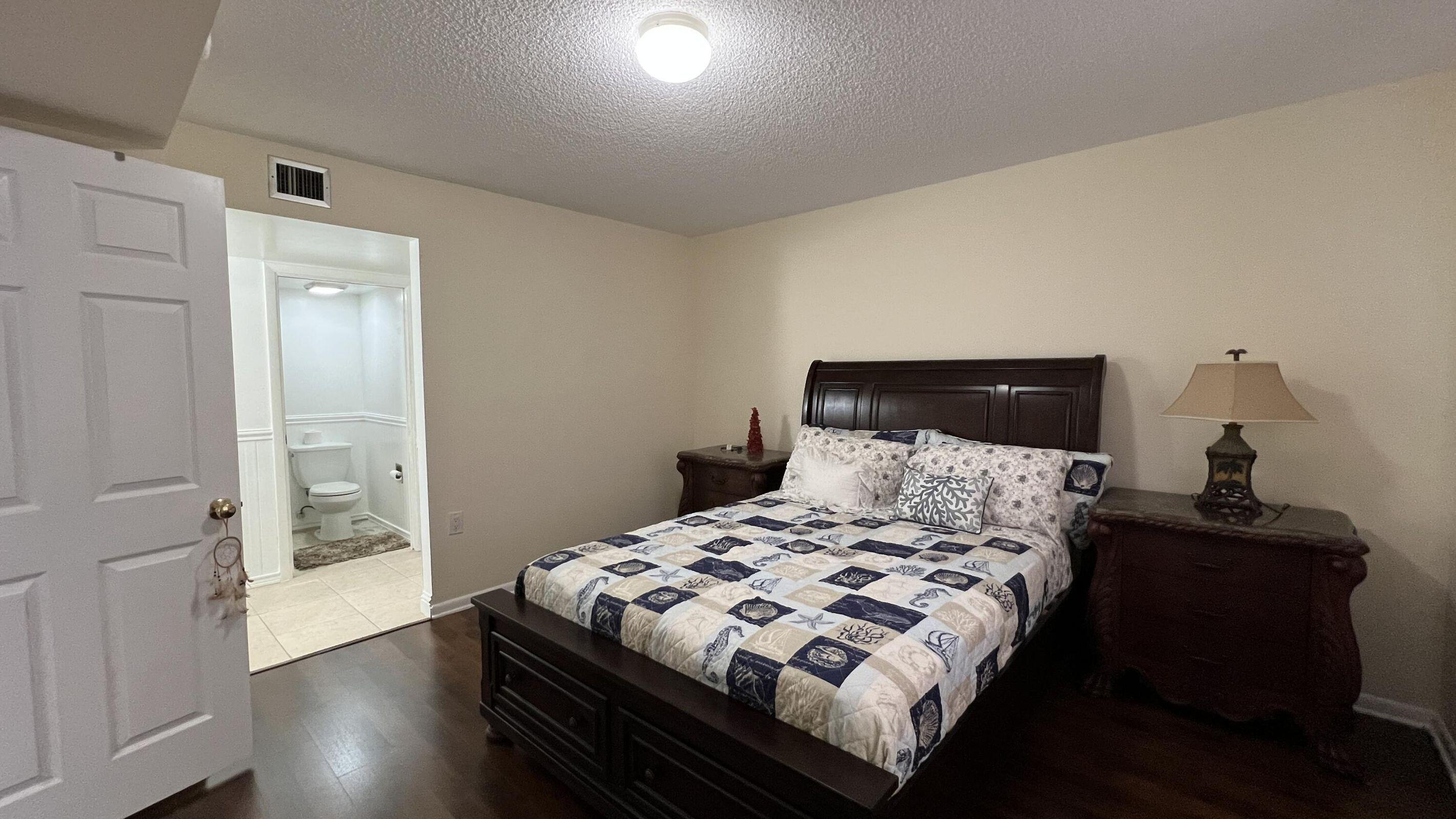 6097 Balboa Circle Unit: 303