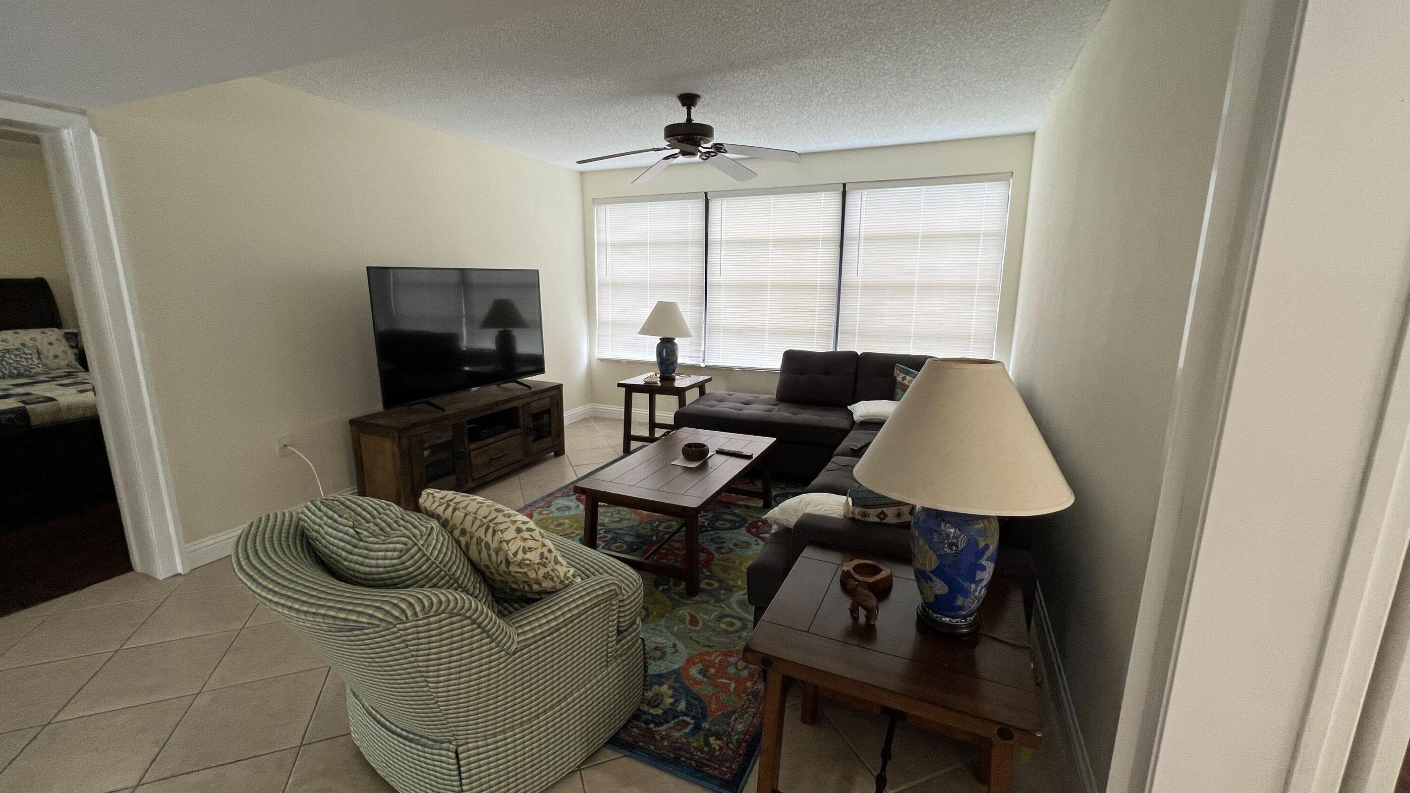 6097 Balboa Circle Unit: 303