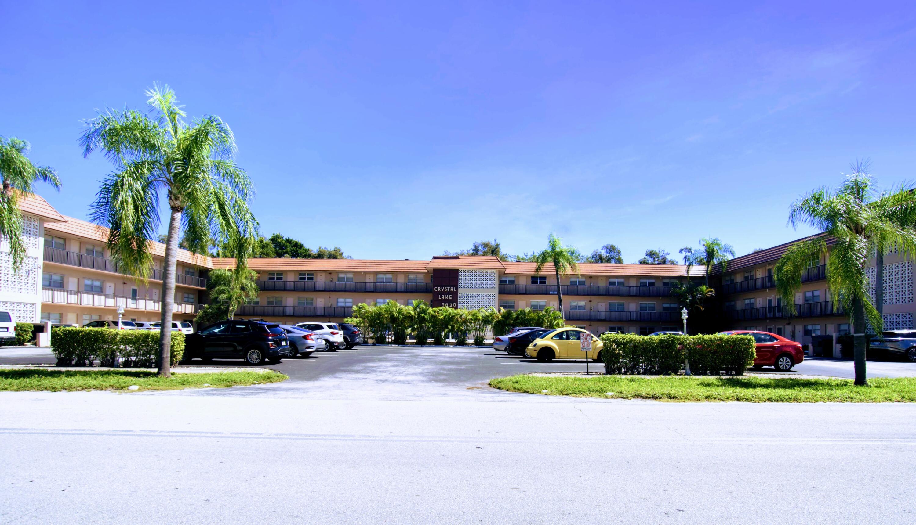 3930 Crystal Lake Drive 304, Deerfield Beach Unit: 304