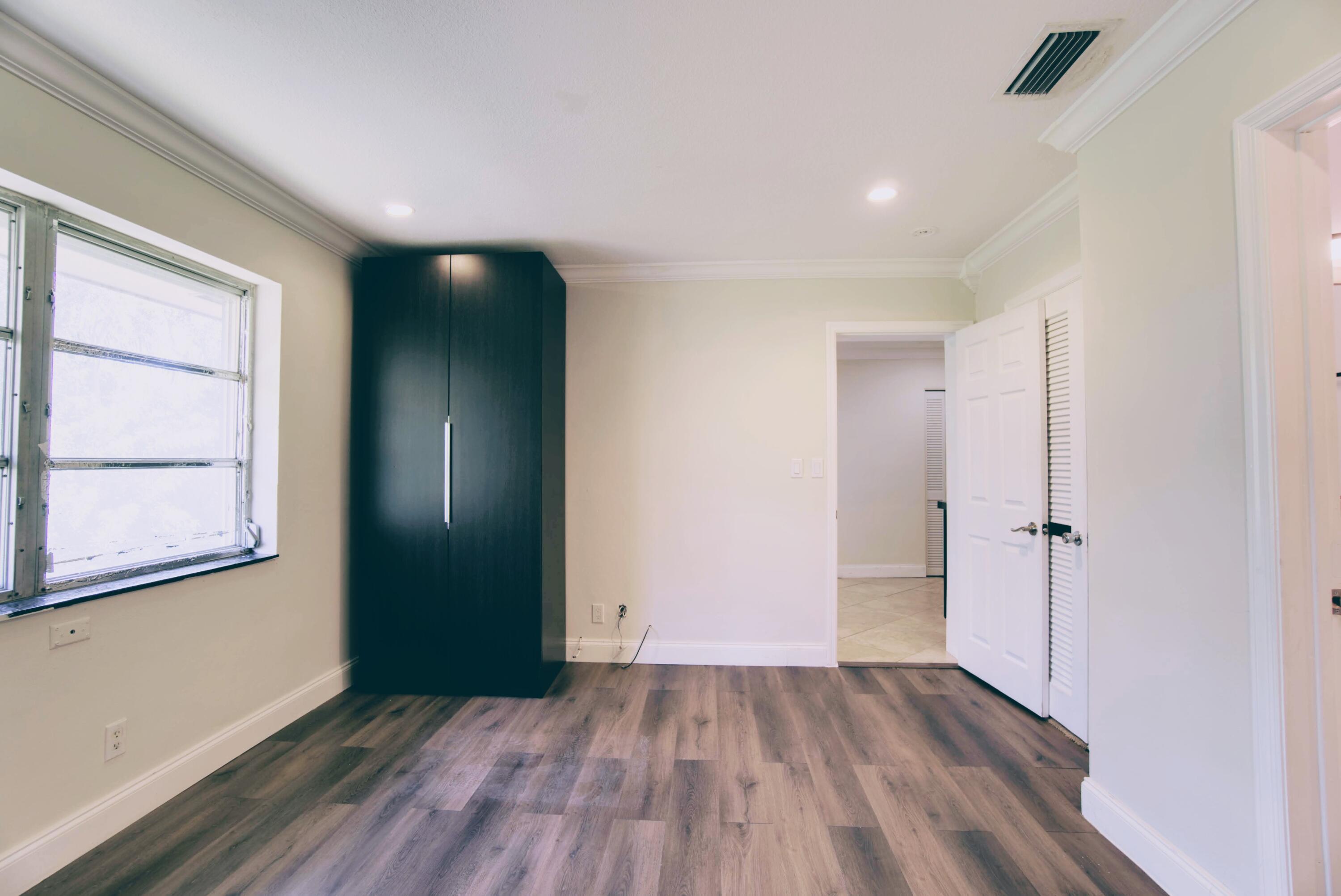 3930 Crystal Lake Drive 304, Deerfield Beach Unit: 304