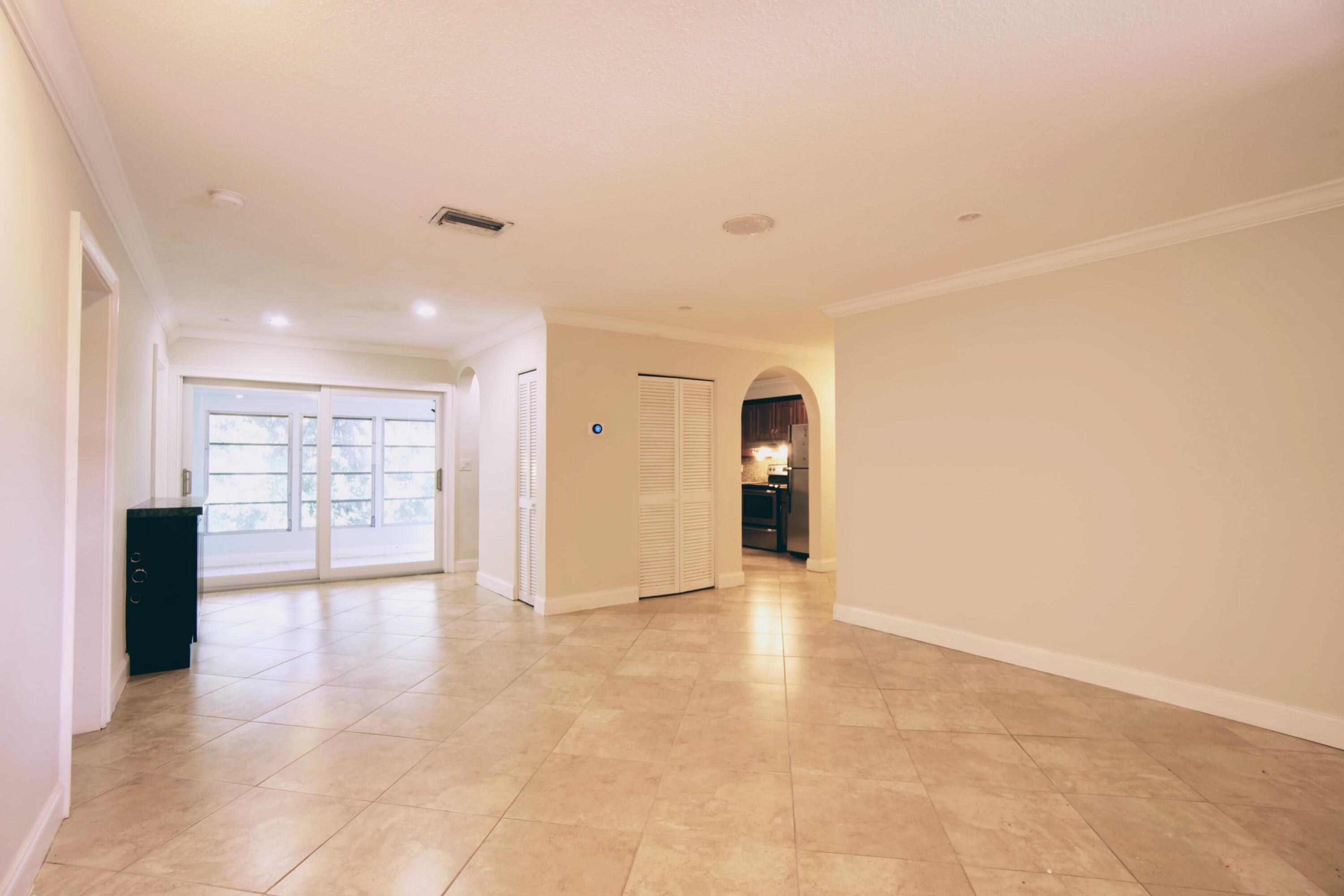 3930 Crystal Lake Drive 304, Deerfield Beach Unit: 304