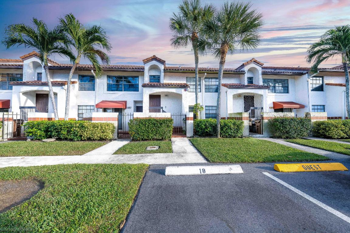 205 Lincoln Court, Deerfield Beach