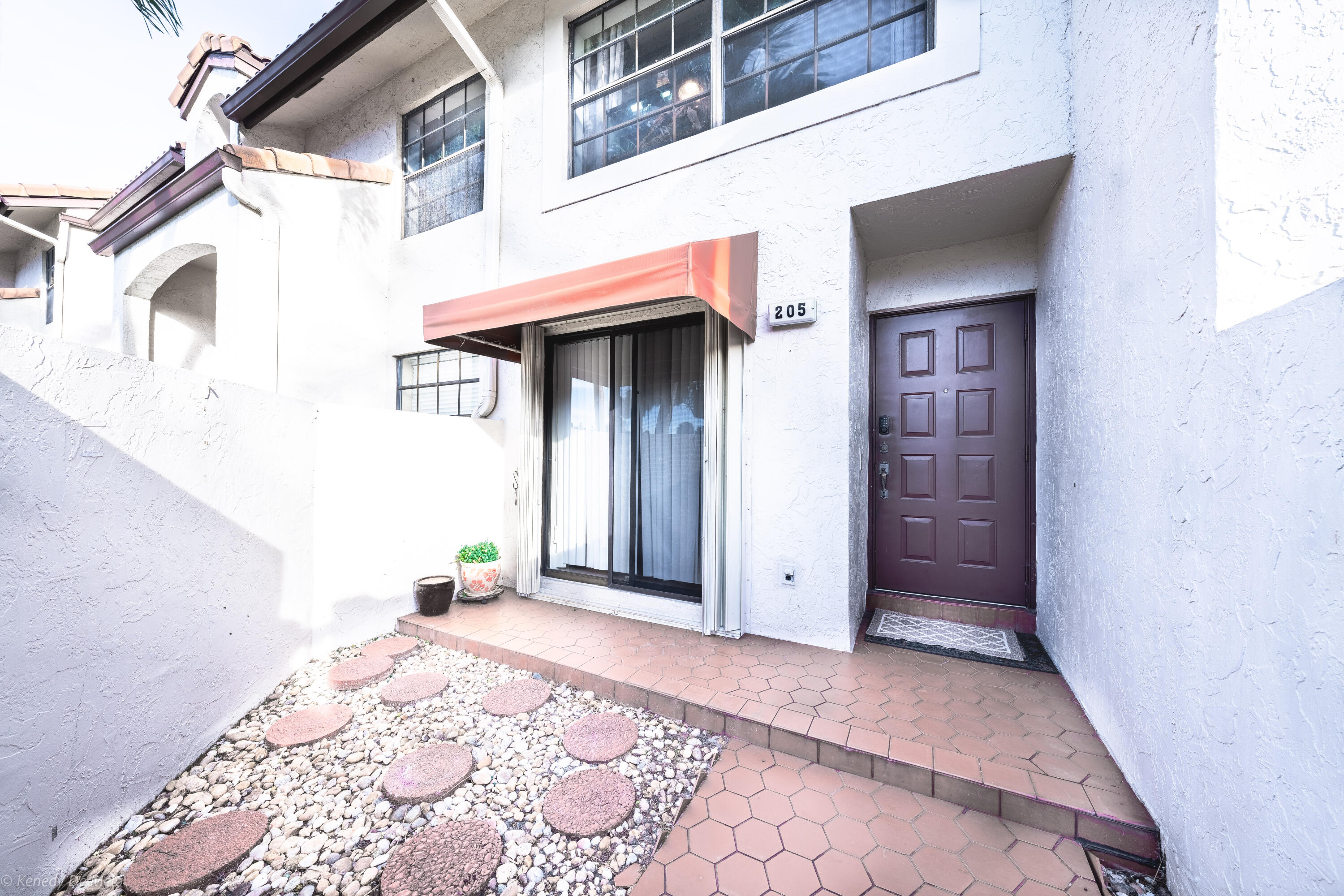 205 Lincoln Court, Deerfield Beach