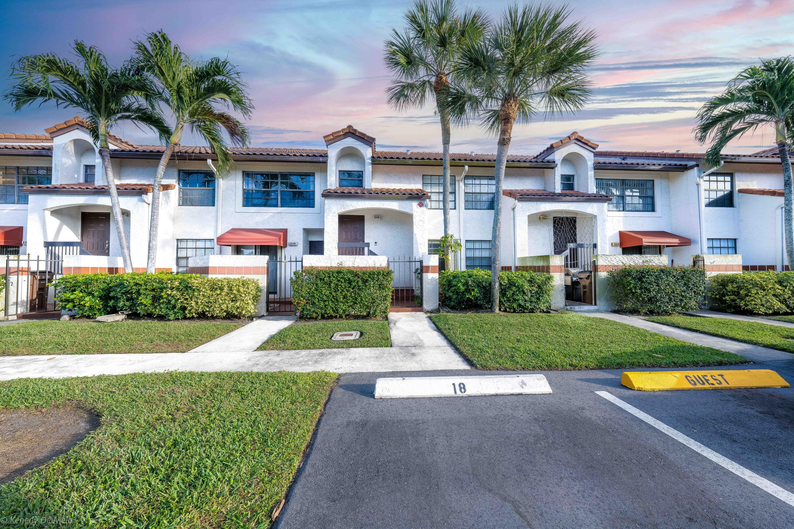 205 Lincoln Court, Deerfield Beach