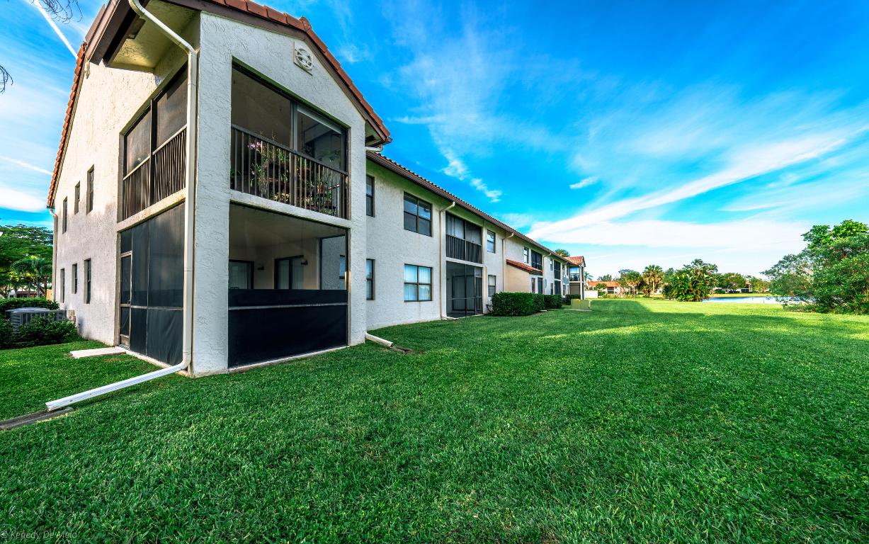 205 Lincoln Court, Deerfield Beach