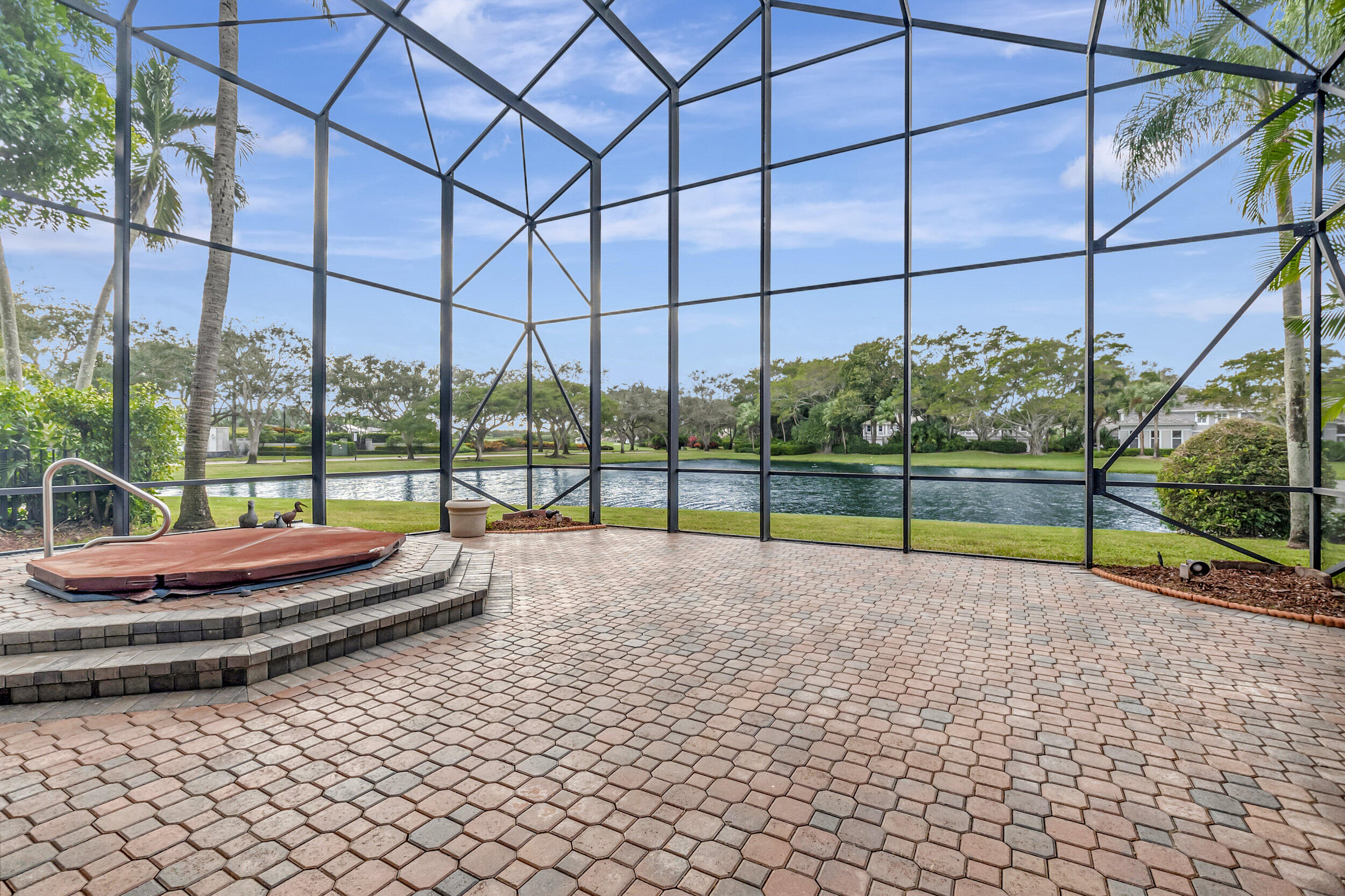 3896 Regency Circle S