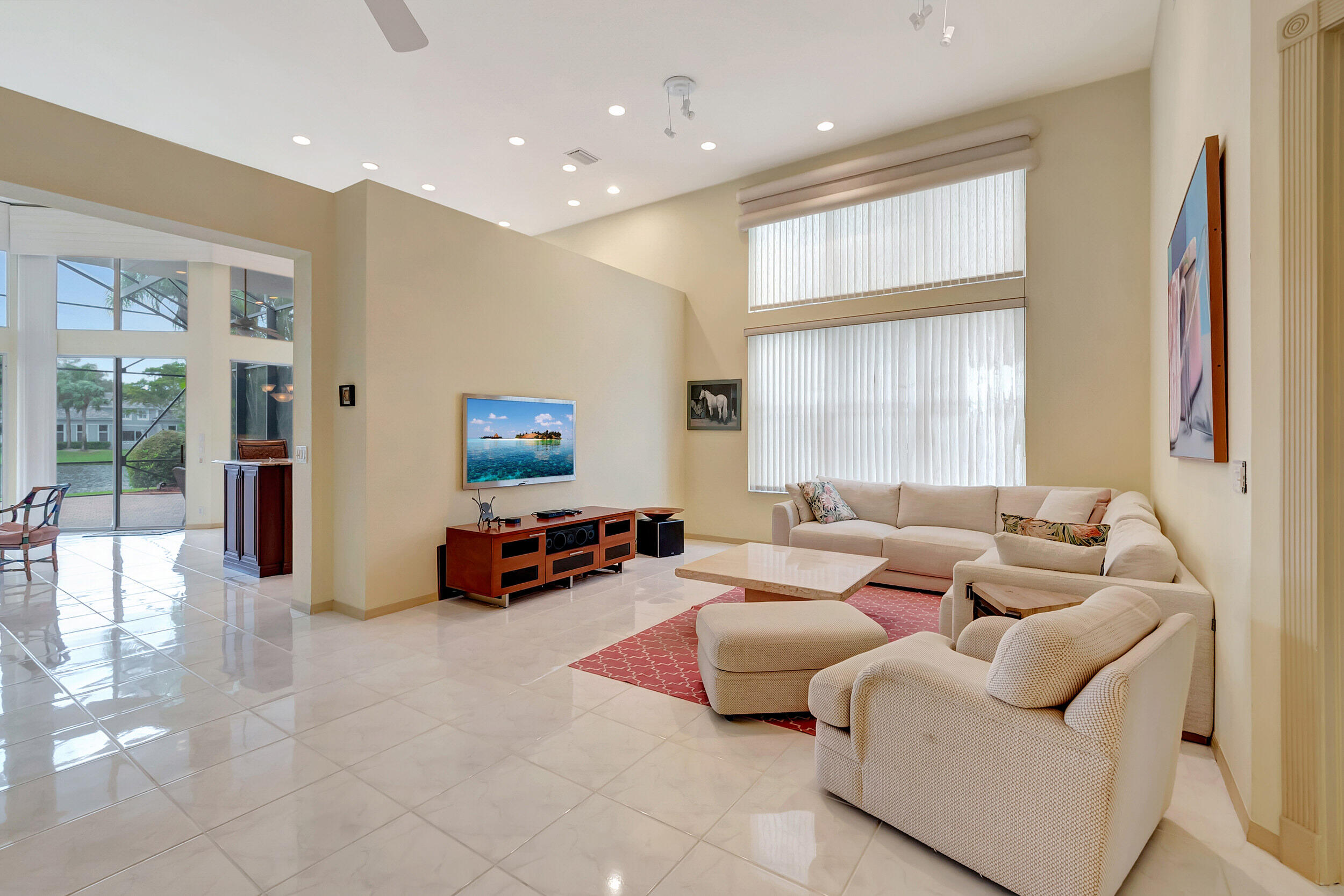 3896 Regency Circle S