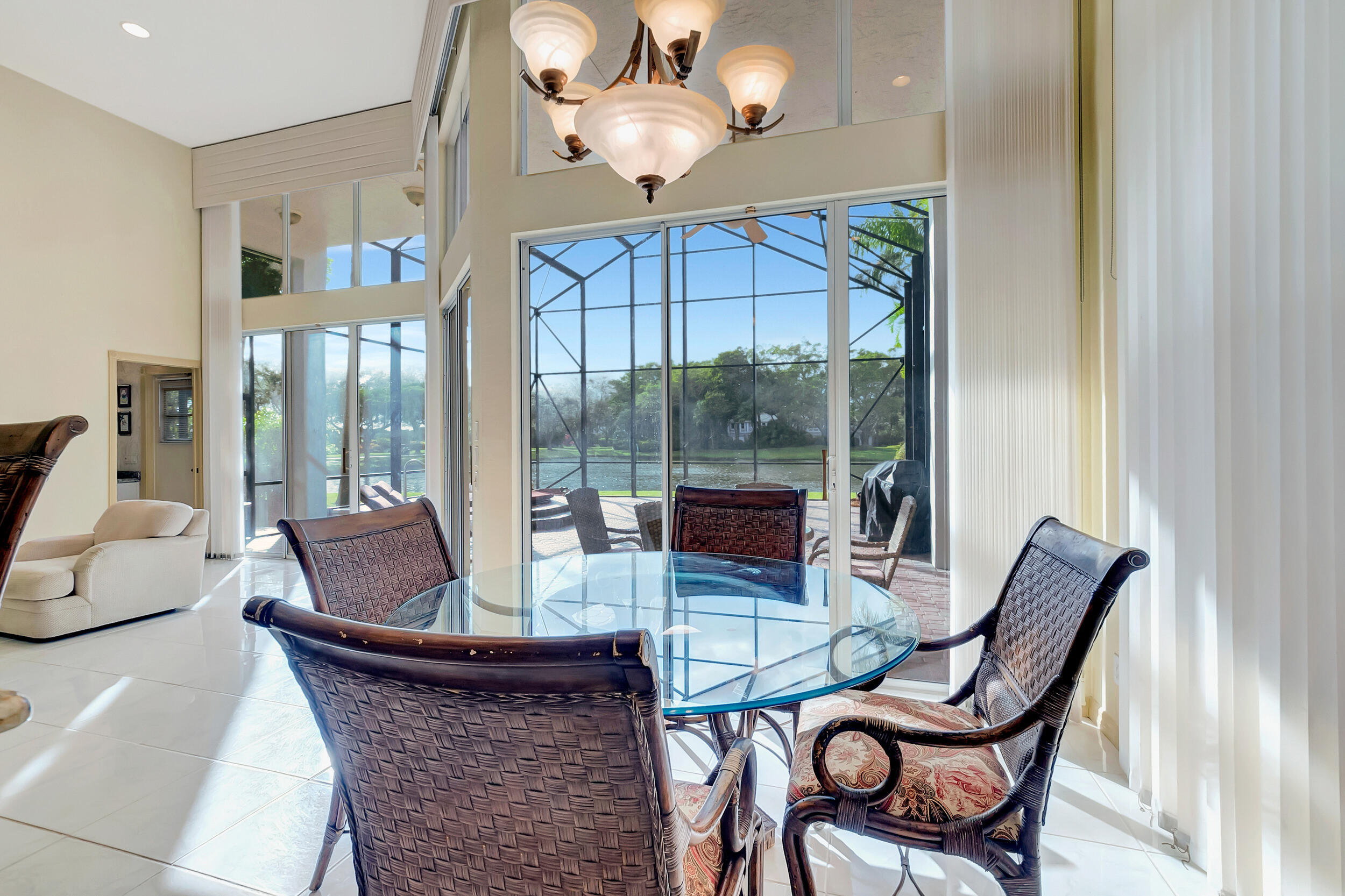 3896 Regency Circle S