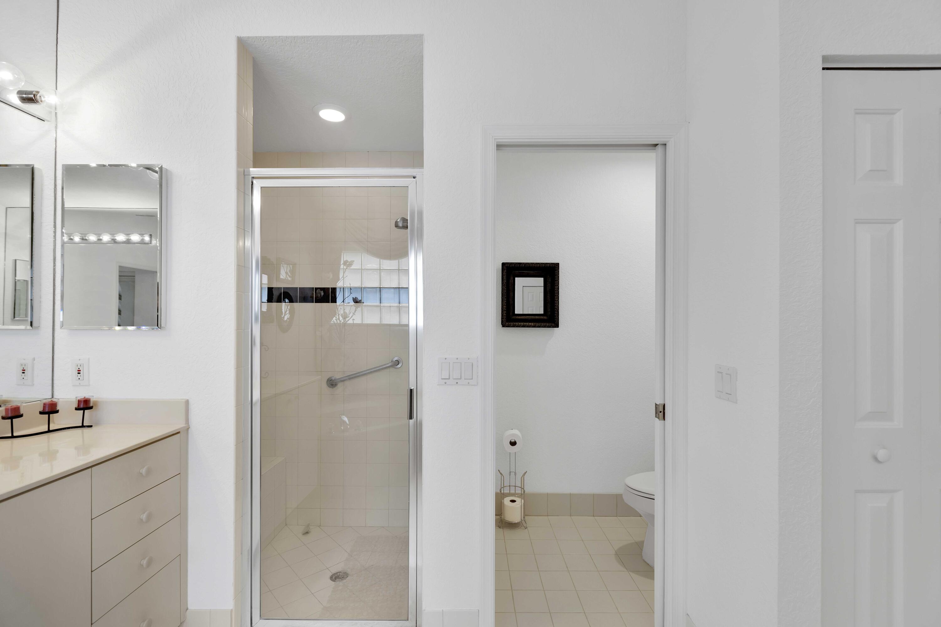 5066 Bleu Lapis Drive