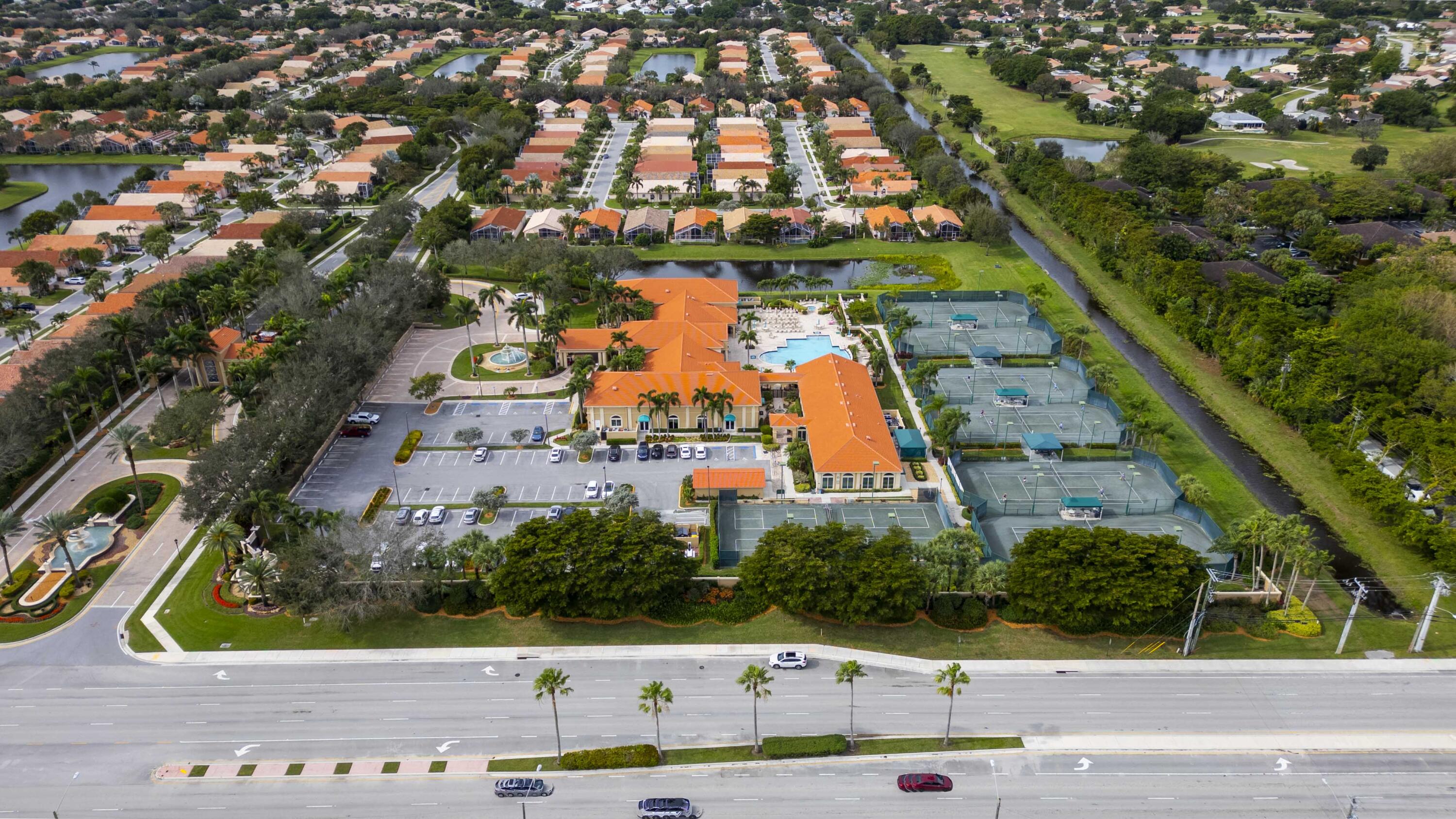 5066 Bleu Lapis Drive