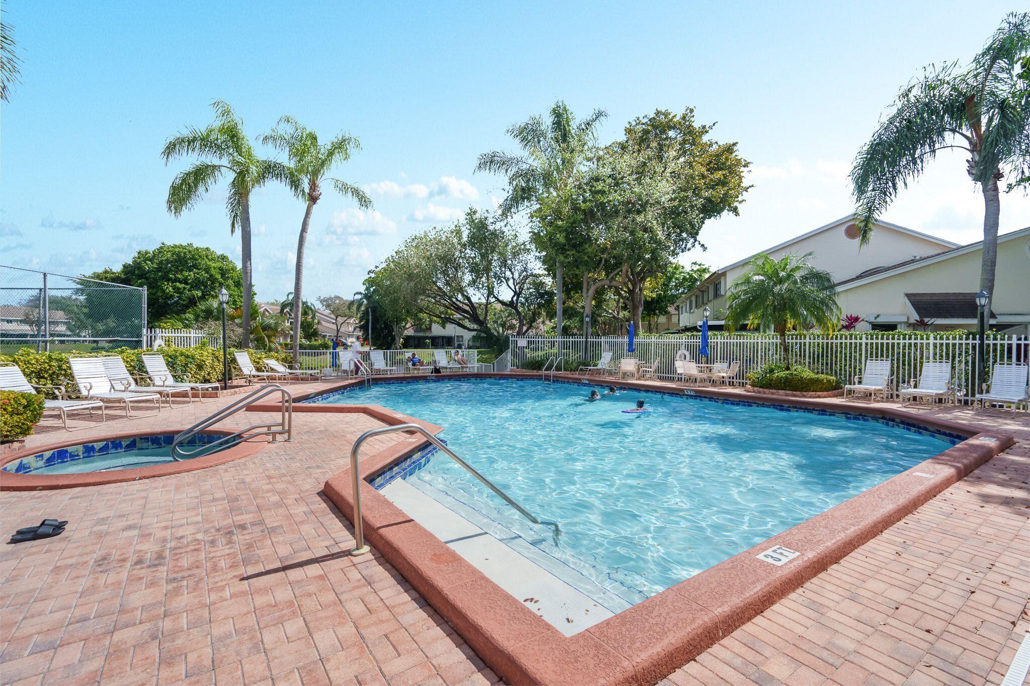 2034 Discovery Circle E, Deerfield Beach