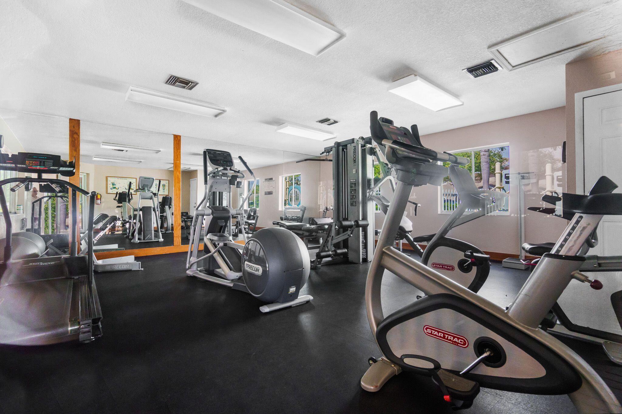 2034 Discovery Circle E, Deerfield Beach