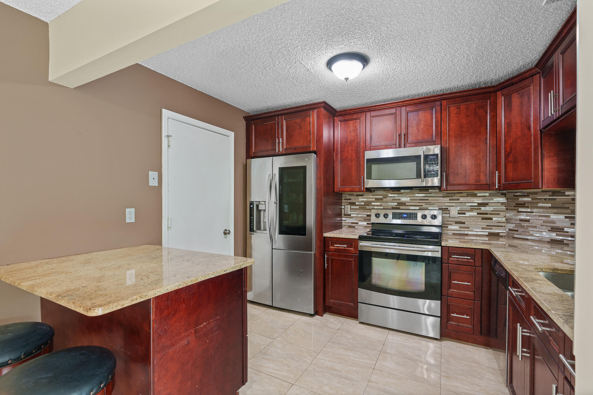 2034 Discovery Circle E, Deerfield Beach