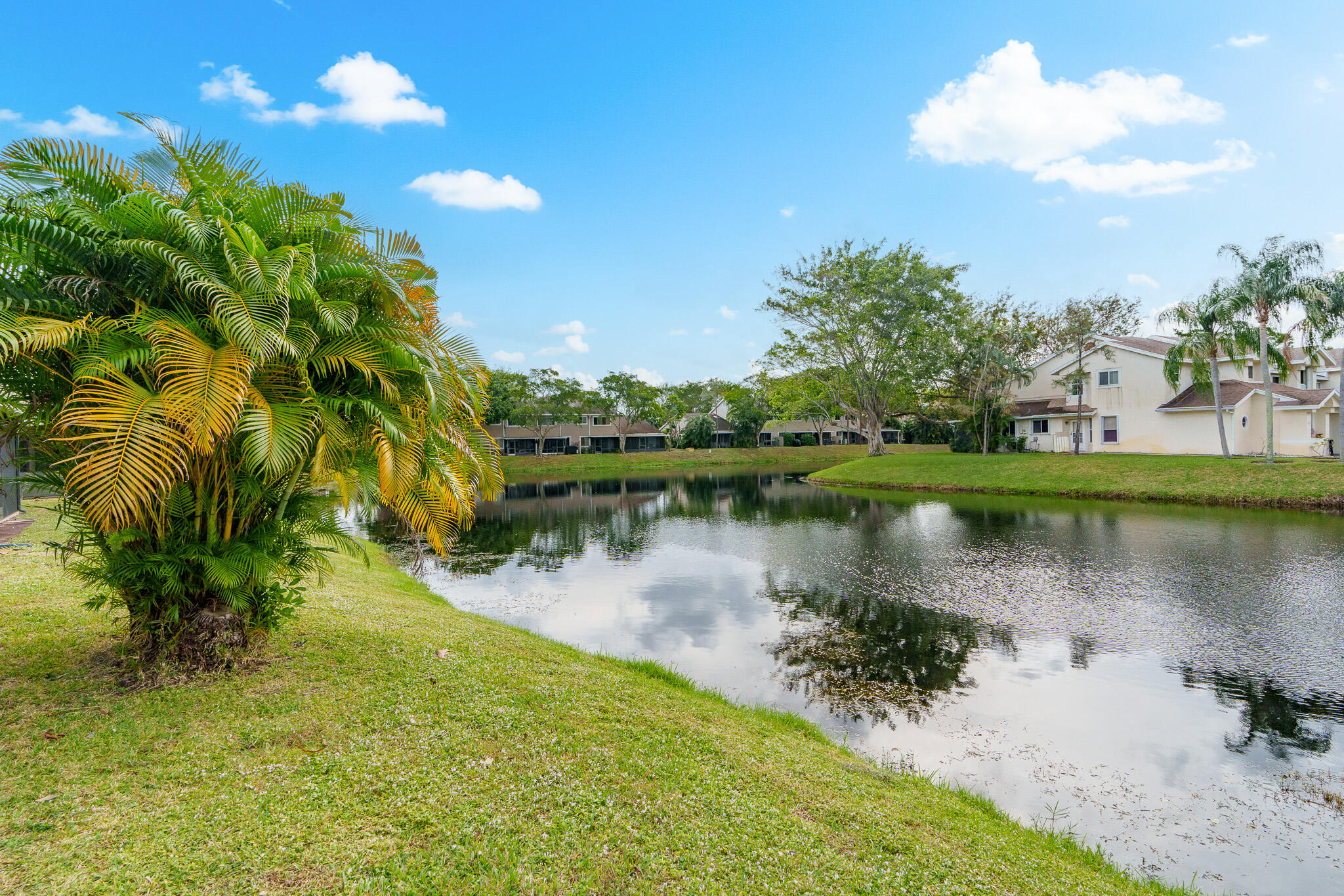 2034 Discovery Circle E, Deerfield Beach