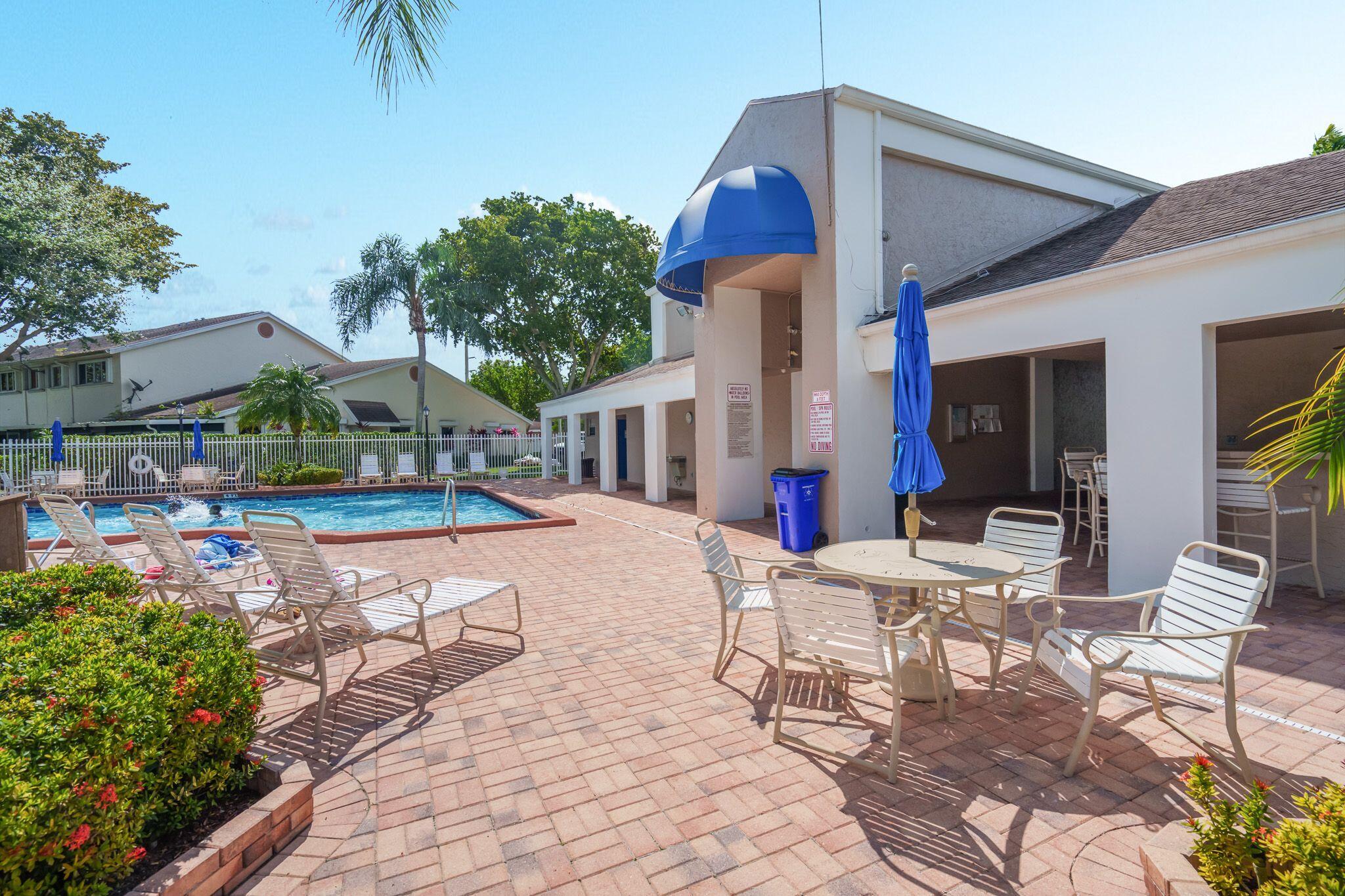 2034 Discovery Circle E, Deerfield Beach