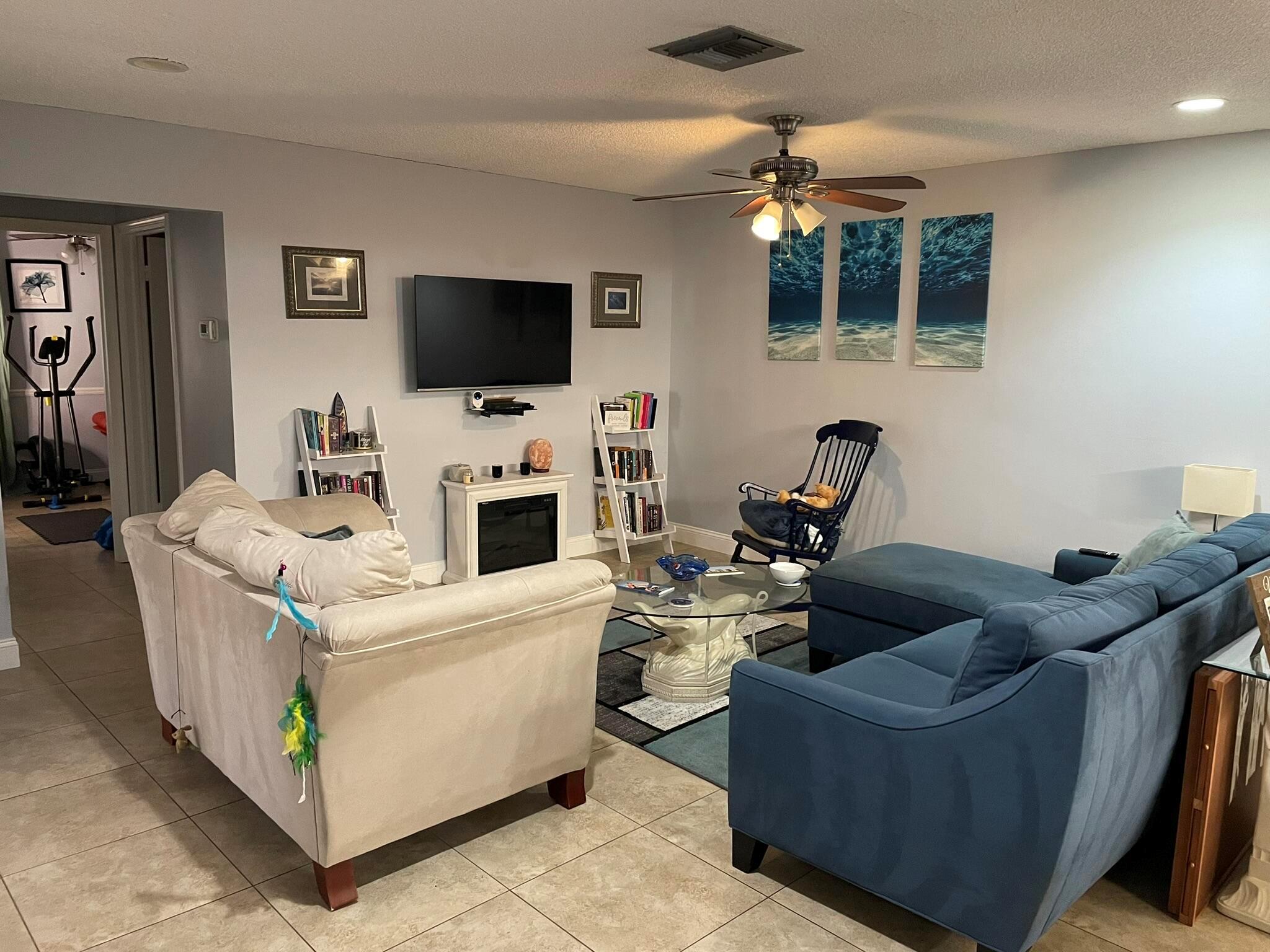 8052 Ambach Way Unit: 15a