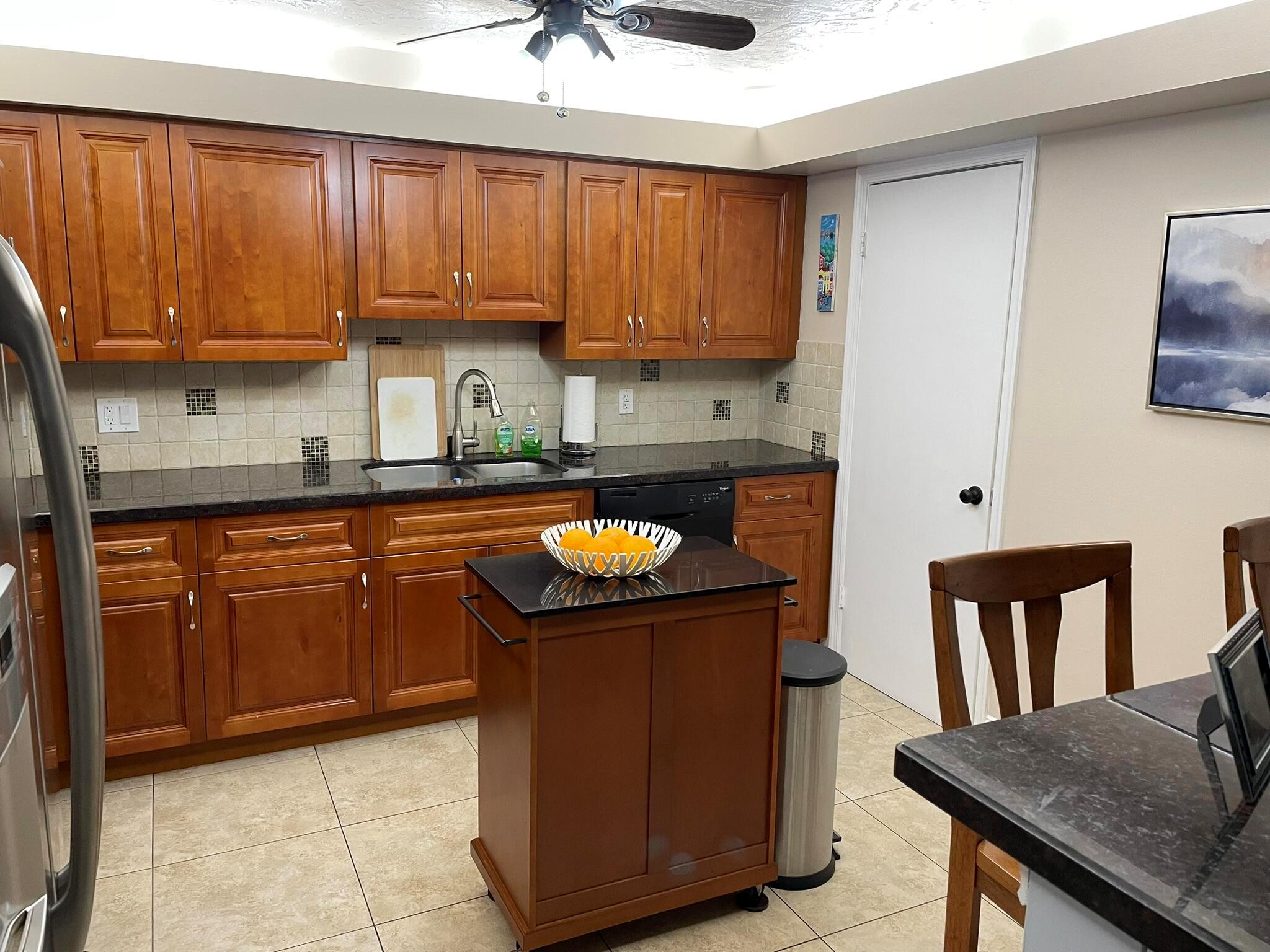 8052 Ambach Way Unit: 15a