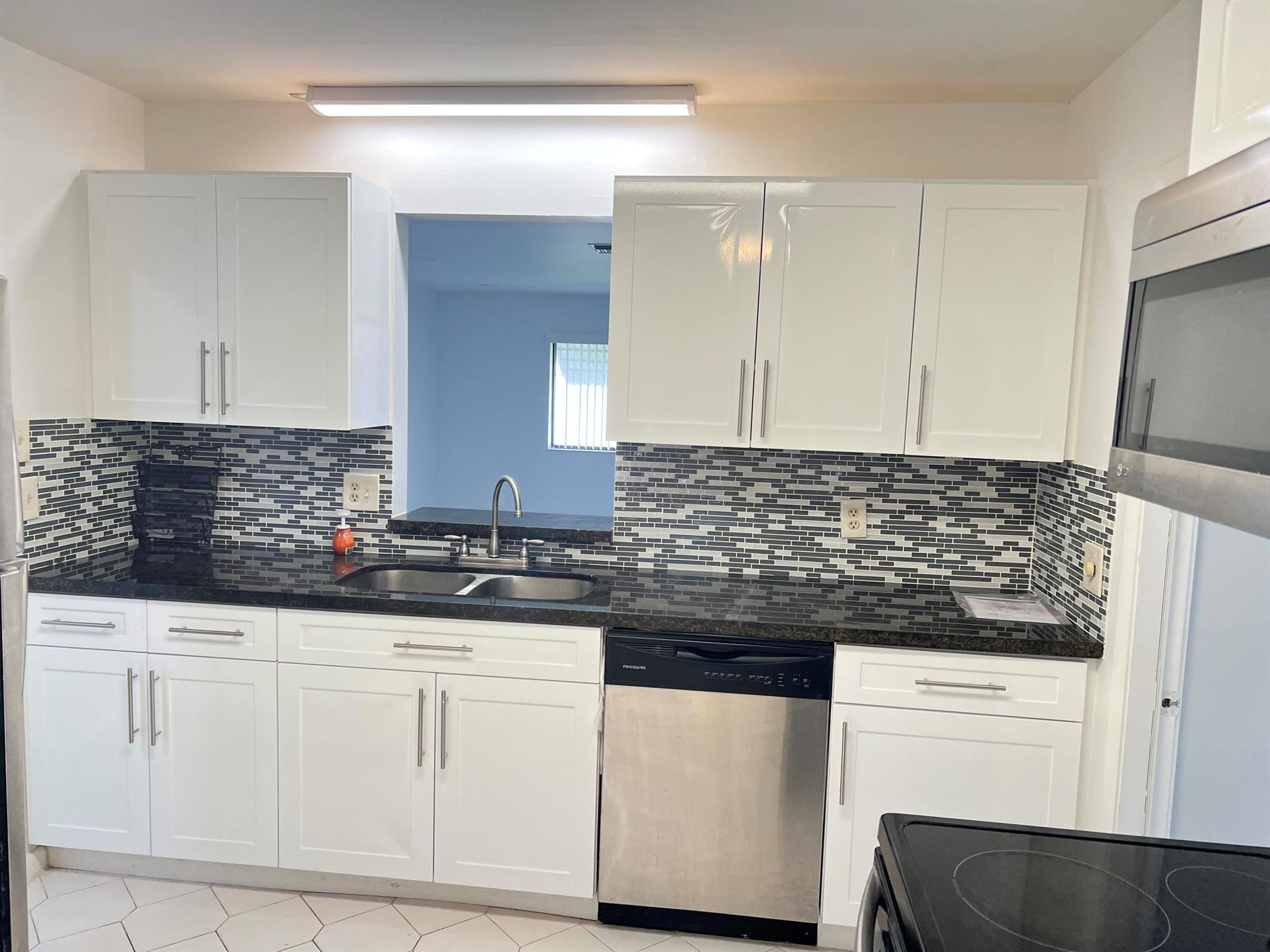 14880 Wildflower Ln Lane