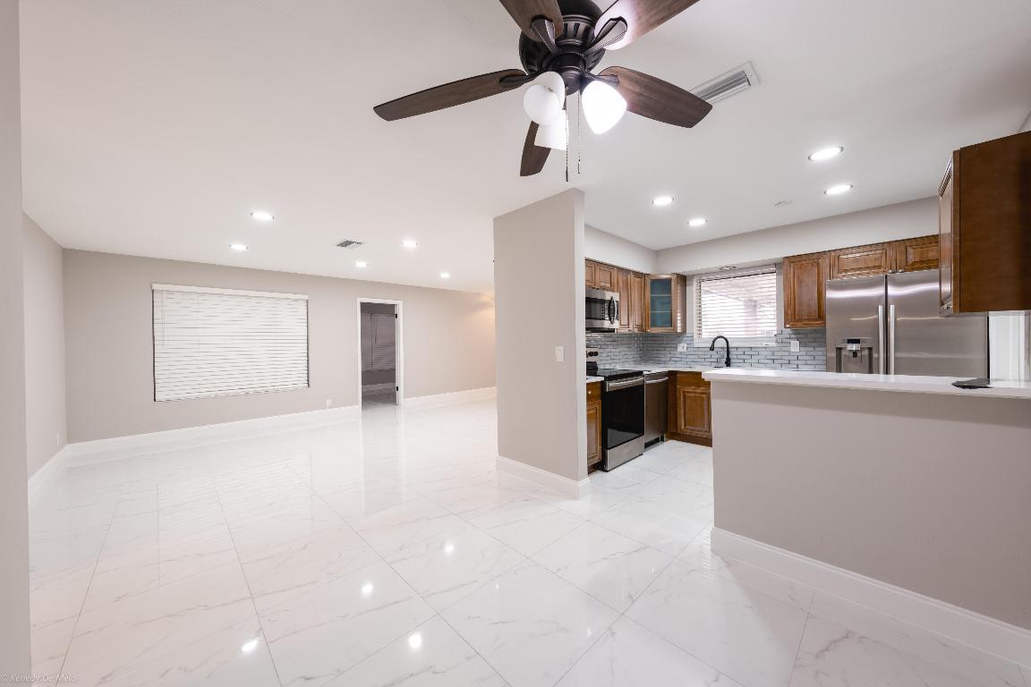 120 SW 29th Terrace, Fort Lauderdale