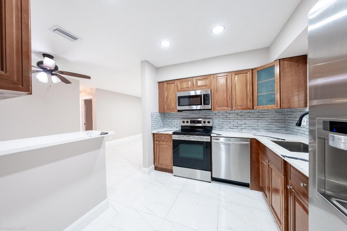 120 SW 29th Terrace, Fort Lauderdale