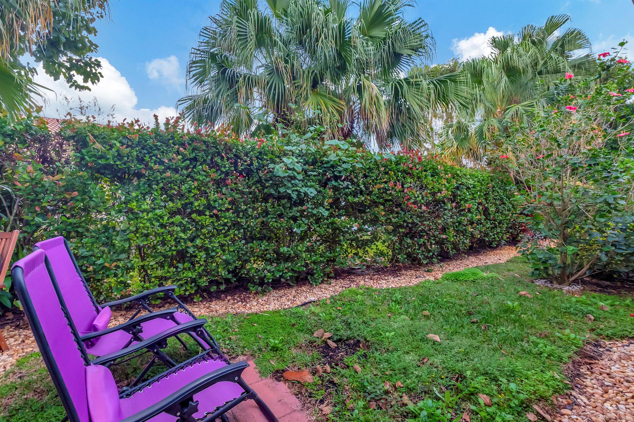 6112 Petunia Road