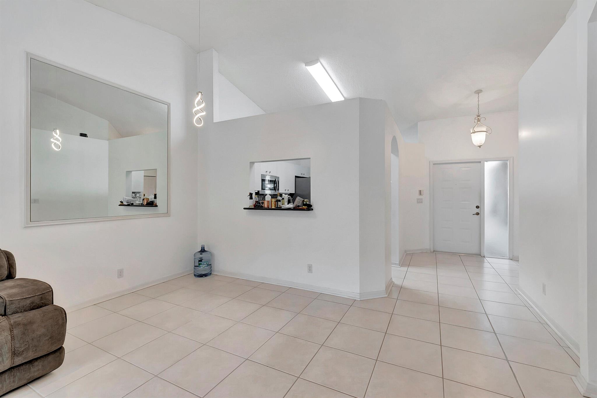 6112 Petunia Road