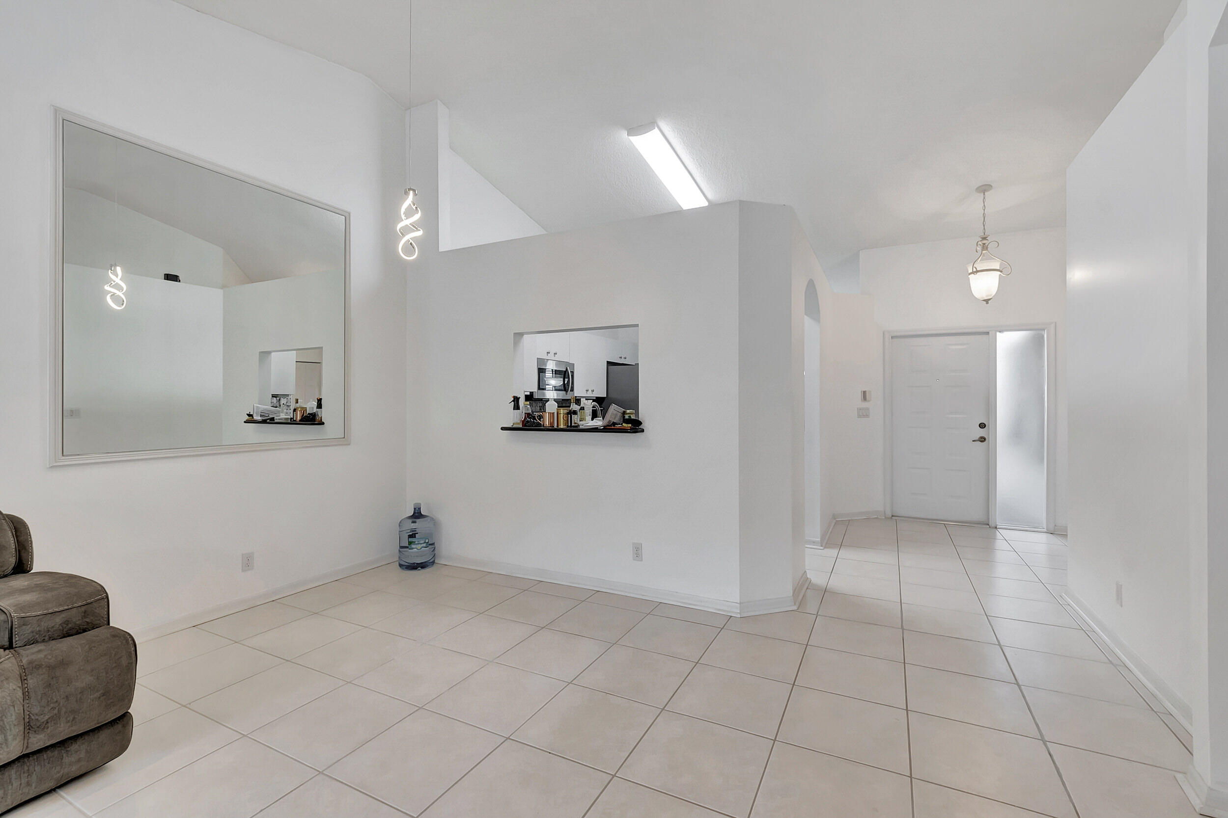 6112 Petunia Road
