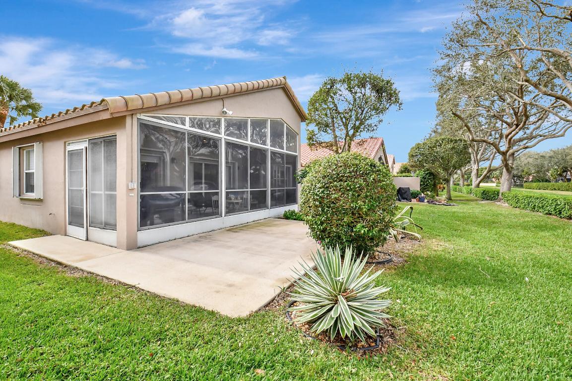 6595 Sherbrook Drive