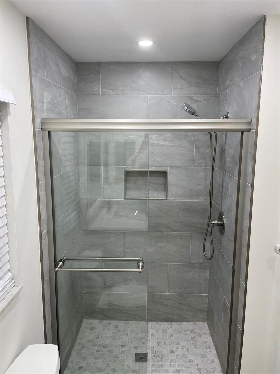 3939 NE 5th Avenue Unit: C201