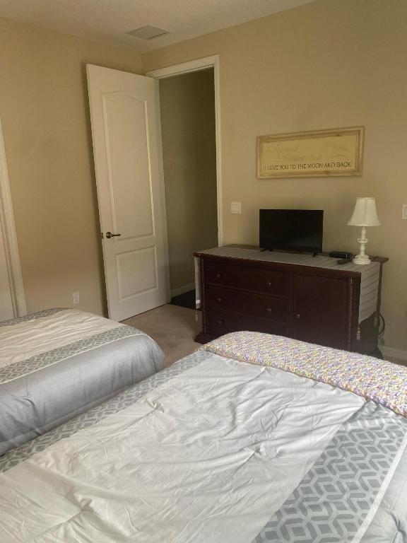 4635 Mediterranean Circle, Palm Beach Gardens