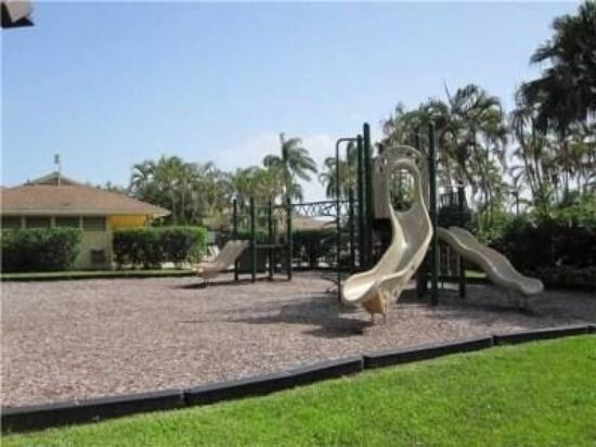 16344 Country Lake Circle