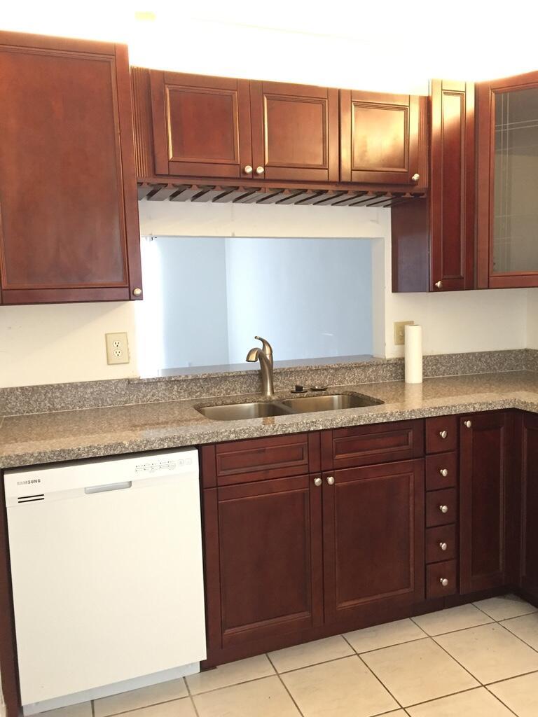 16344 Country Lake Circle