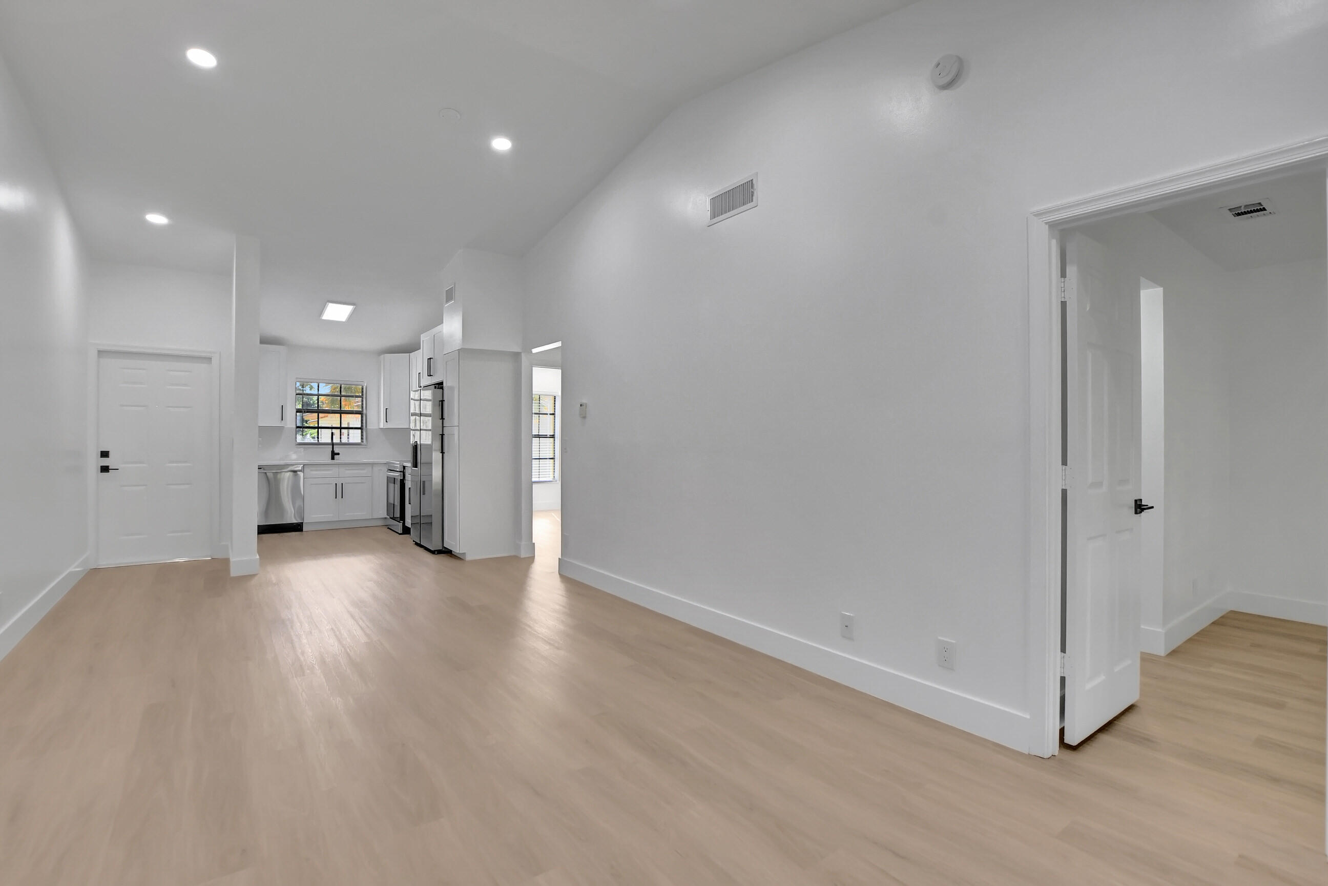 321 Olivewood Place Unit: O221