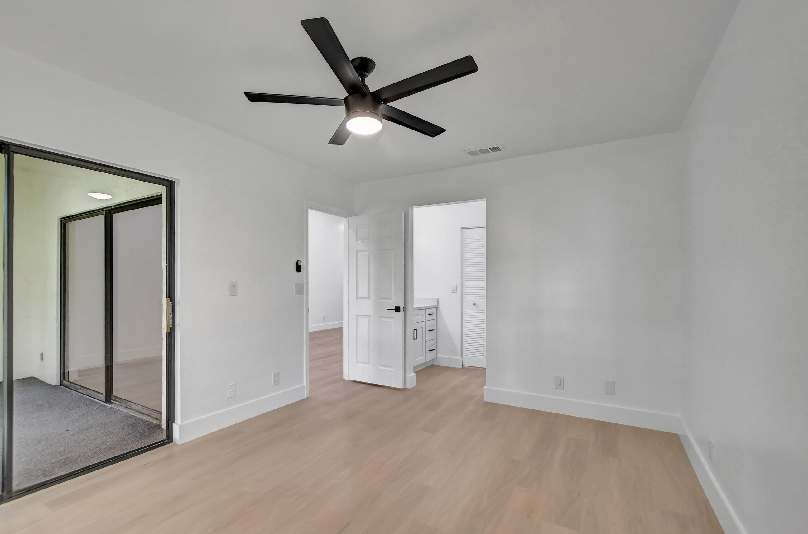 321 Olivewood Place Unit: O221