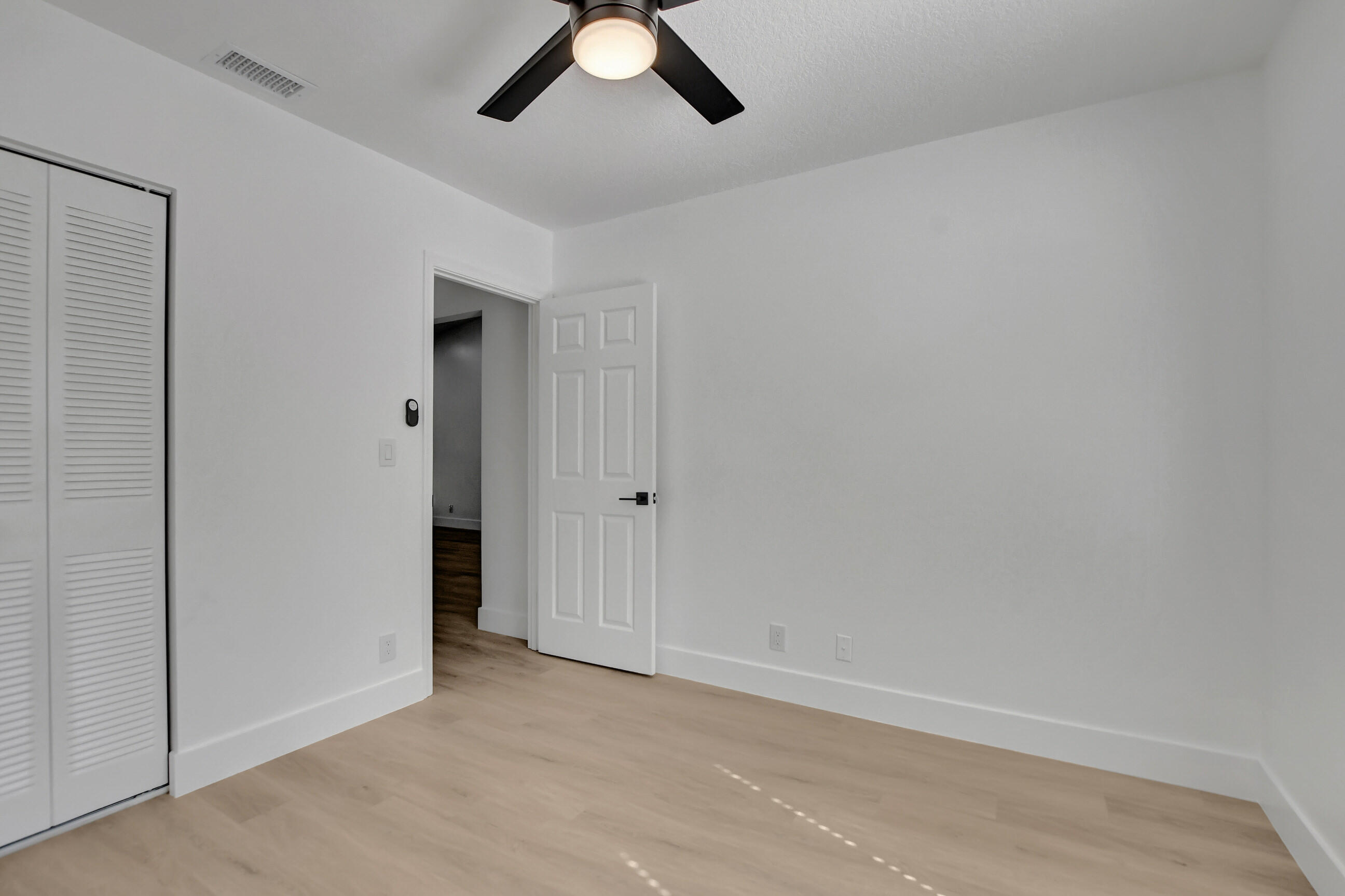 321 Olivewood Place Unit: O221
