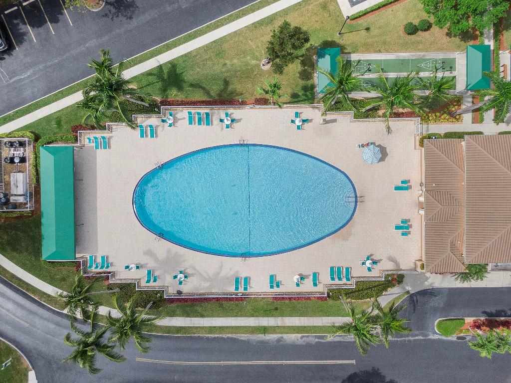 9575 Weldon Circle C313, Tamarac Unit: C313