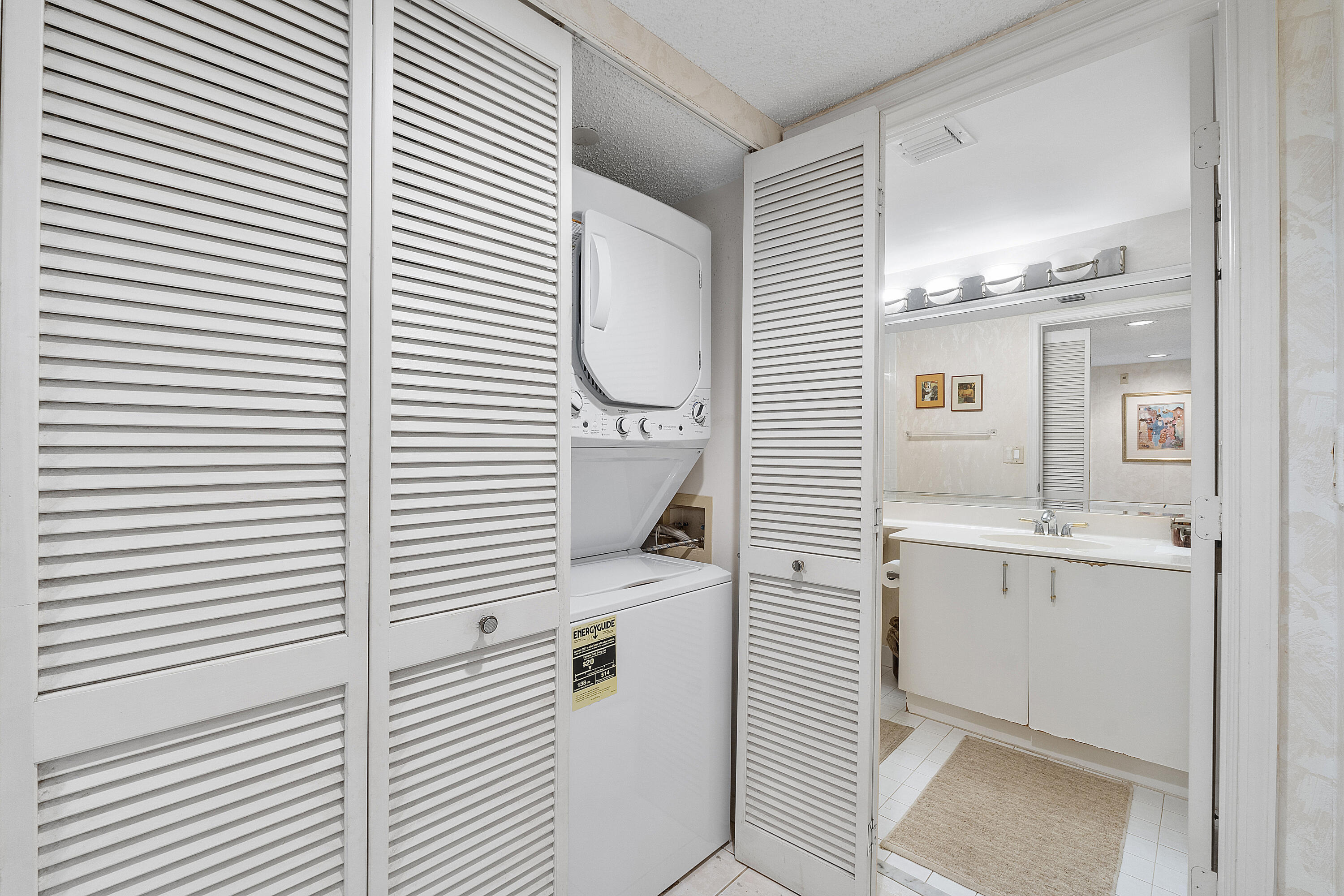 9575 Weldon Circle C313, Tamarac Unit: C313