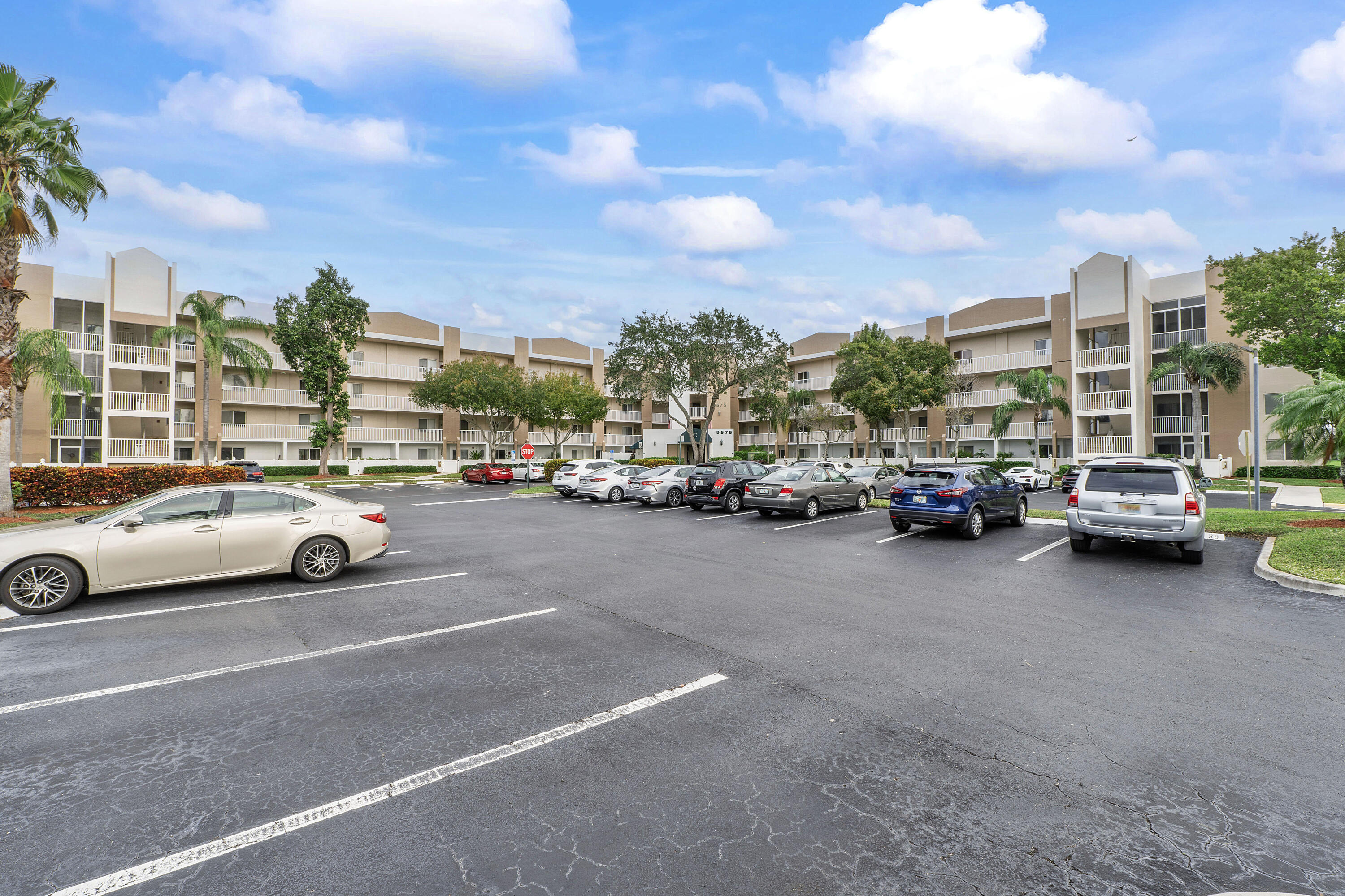 9575 Weldon Circle C313, Tamarac Unit: C313