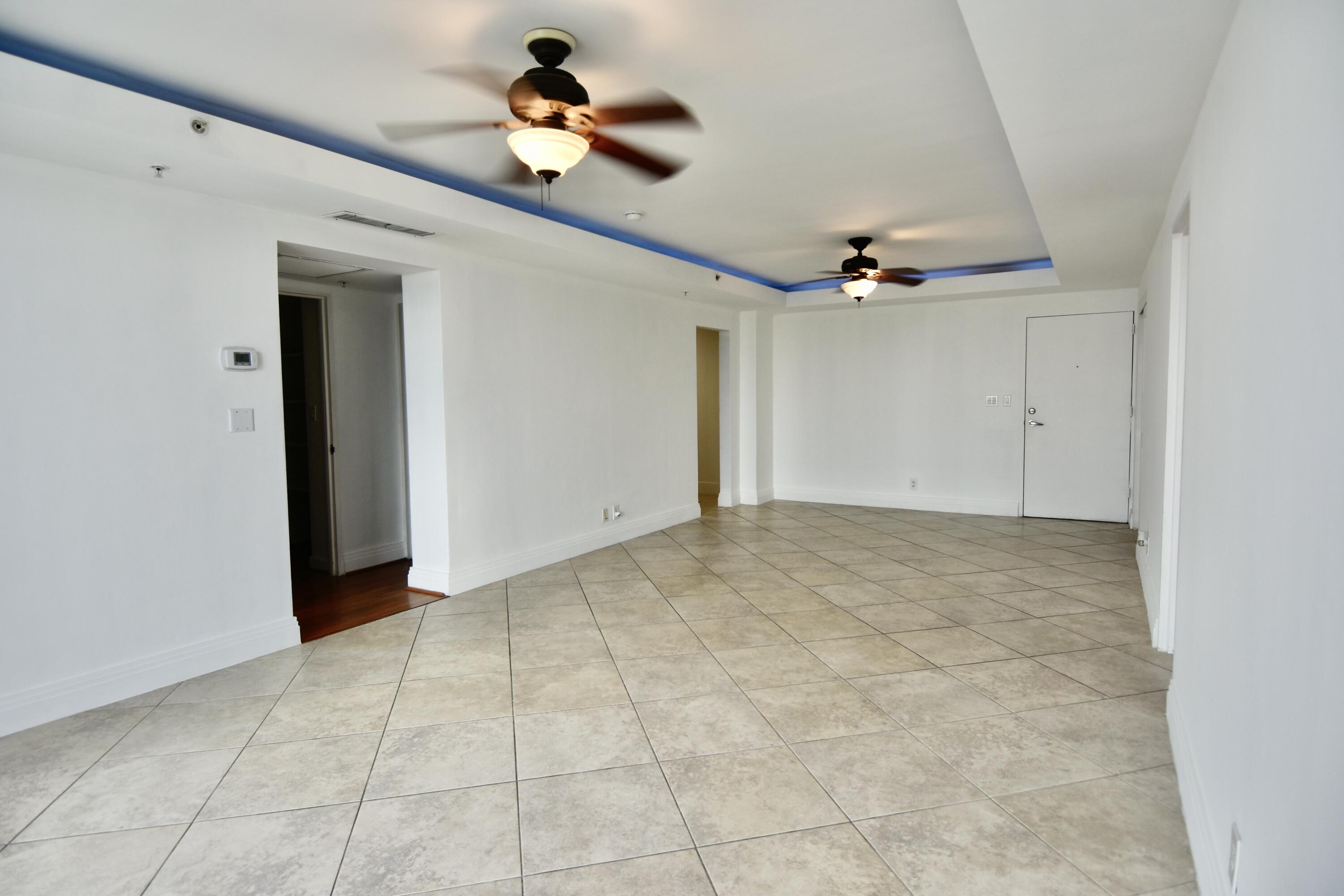 3000 S Ocean Drive Unit: 1000