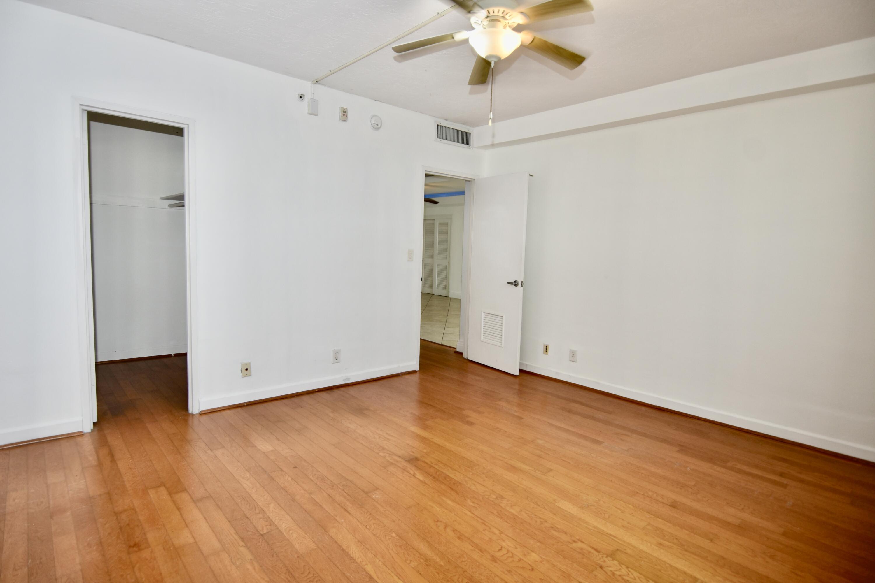 3000 S Ocean Drive Unit: 1000